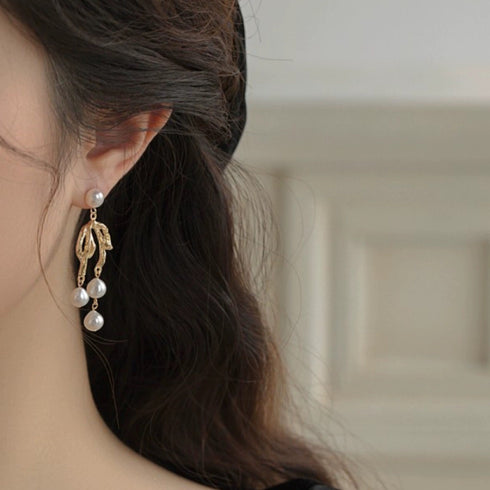 Bow Baroque Freshwater Pearl Earrings - Zafari Studio Jewelry