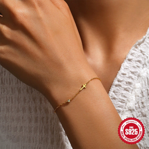 Mini Cross Bracelet with Zirconia - Zafari Studio Jewelry