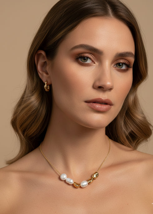 Baroque Pearl Gold Necklace
