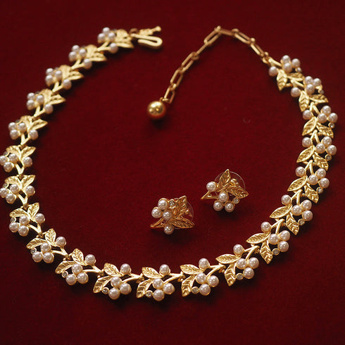 Vintage Royal Leaf and Pearl Earrings & Necklace Set - Zafari Studio Jewelry