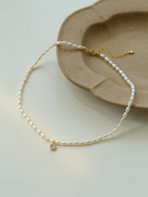 White Zirconia Rice Pearl Necklace - Zafari Studio Jewelry