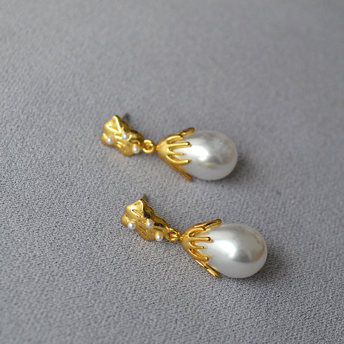 Teardrop Pearl Drop Earrings