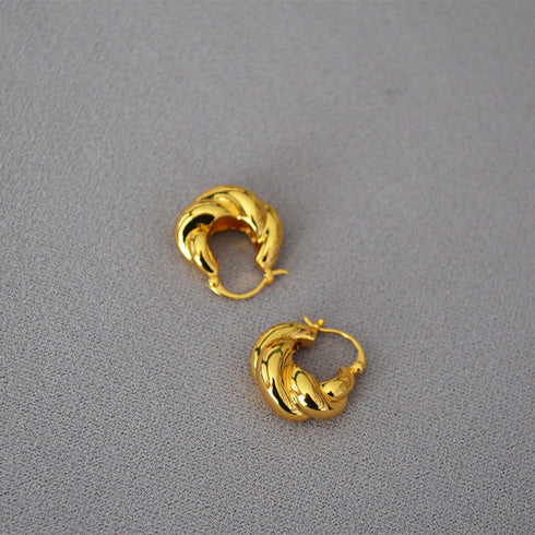 Thick Twist Gold Hoop Earrings - Zafari Studio - Zafari Jewlery