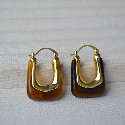 Resin & Gold Sculpted Hoop Earrings - Zafari Studio Jewelry