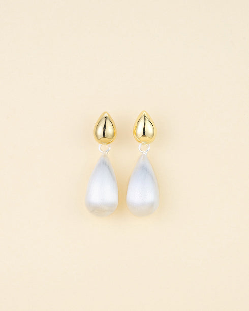 Bold Waterdrop Gold Earrings (Copy) (Copy) - Zafari Studio Jewelry