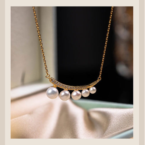 Crescent Moon Pearl Gradient Necklace - Zafari Studio Jewelry