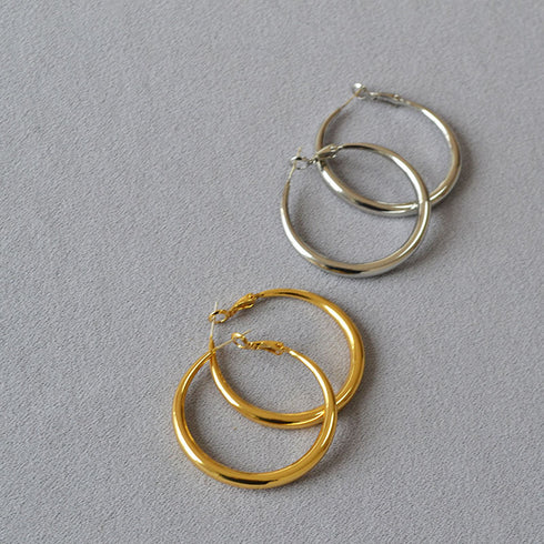 Large Gold Hoop Earrings - Zafari Studio Jewelry