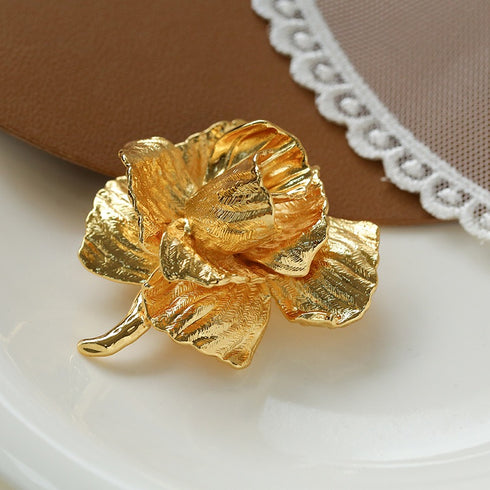 Antique Rose Brooch Elegance - Zafari Studio - Zafari Jewlery