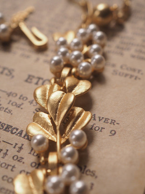 Vintage Ginkgo Leaf Textured Pearl Necklace - Zafari Studio Jewelry