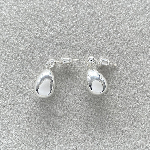 Bold Waterdrop Gold Earrings - Zafari Studio Jewelry