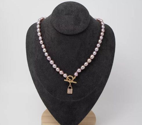 Lock Freshwater Pearls Necklace - Zafari Studio Jewelry