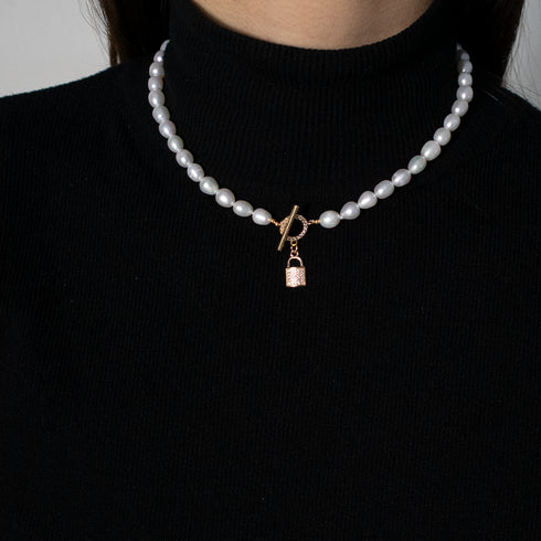 Lock Freshwater Pearls Necklace - Zafari Studio Jewelry