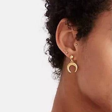 Vintage Brushed Gold Unicorn Earrings - Zafari Studio Jewelry