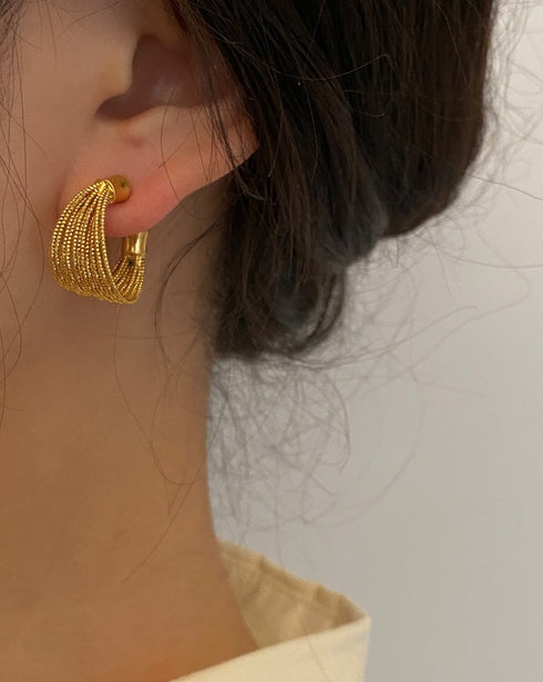 C Shape Shine Lace Earrings - Zafari Studio Jewelry