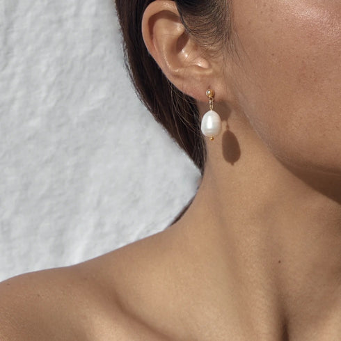 Simple freshwater baroque pearl stud gold vermeil earring - Zafari Studio Jewelry