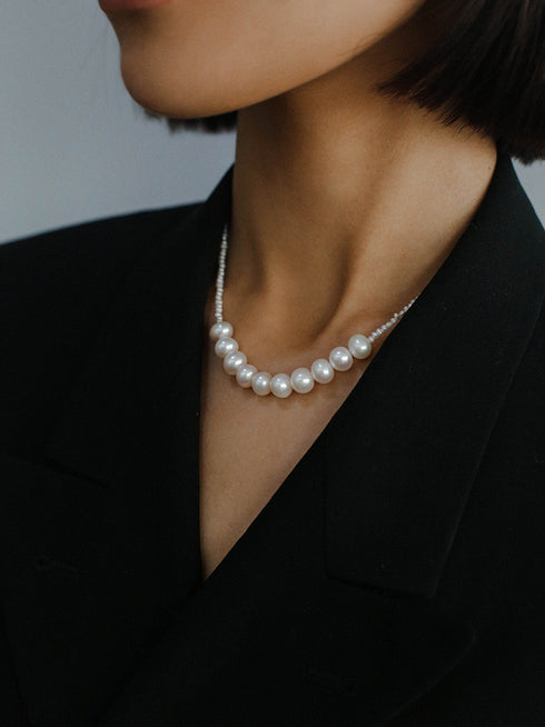 French Minimalist Pearl Necklace (Two Variants) - Zafari Studio Jewelry