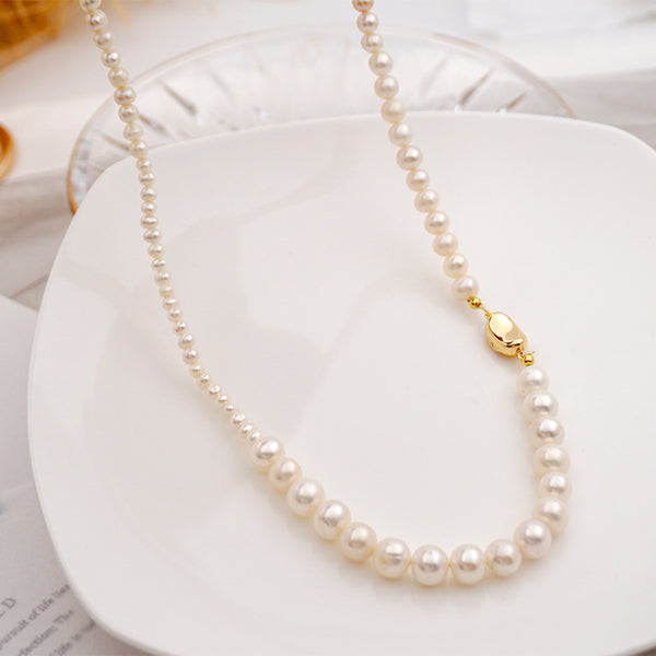 Emily Gradual Pearl Necklace - Zafari Studio Jewelry