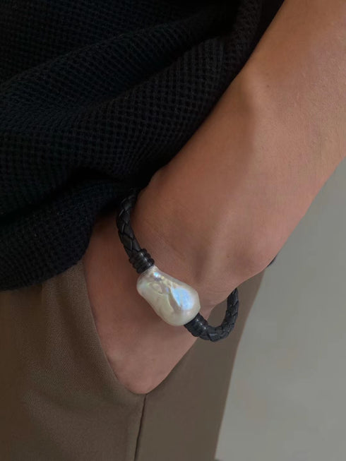 Large Baroque Pearl Leather Bracelet in Stainless Steel - Zafari Studio Jewelry