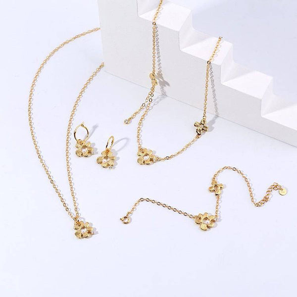 Vintage Daisy Flower Necklace Bracelet Earrings Gold Vermeil (Purchase Individually) - Zafari Studio Jewelry