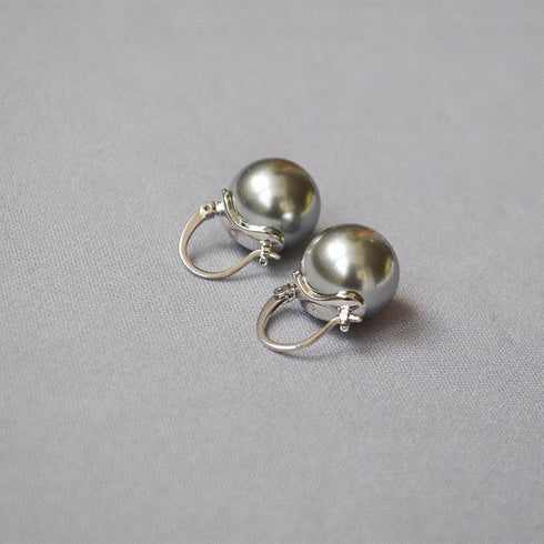Celine Pearl Earrings Man-made Pearls - Zafari Studio Jewelry