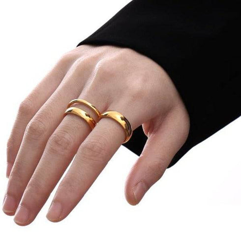 Modern Gold Signet Ring - Zafari Studio Jewelry