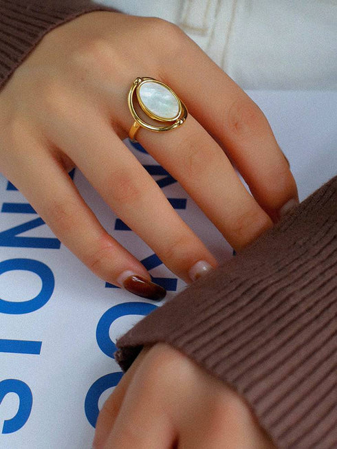 Abalone and white Mother of Pearls two sides ring - Zafari Studio Jewelry