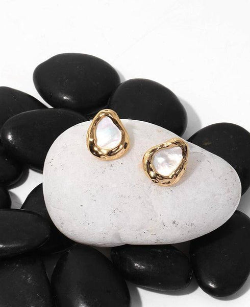 Vintage Mother of Pearls Shell Gold Earrings - Zafari Studio Jewelry