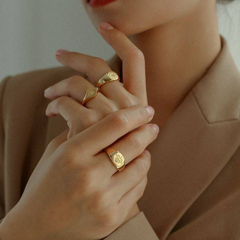 Pure Signet Ring - Zafari Studio Jewelry