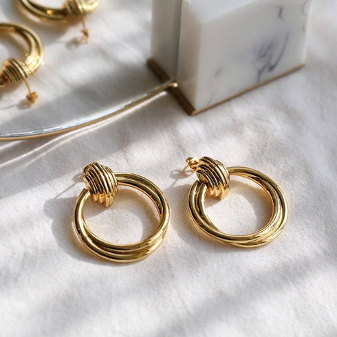 The Twisted Soul Gold Hoop Earrings - Zafari Studio Jewelry