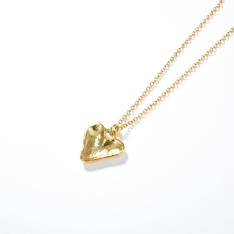 Dainty Heart Pendant Necklace - Necklaces | ZAFARI Studio Jewelry