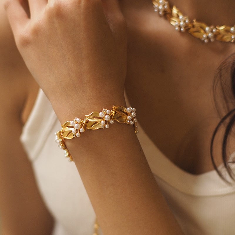 Vintage Leaf Pearls Necklace,Bracelet and Earrings Set (Purchase Individually) - Zafari Studio Jewelry