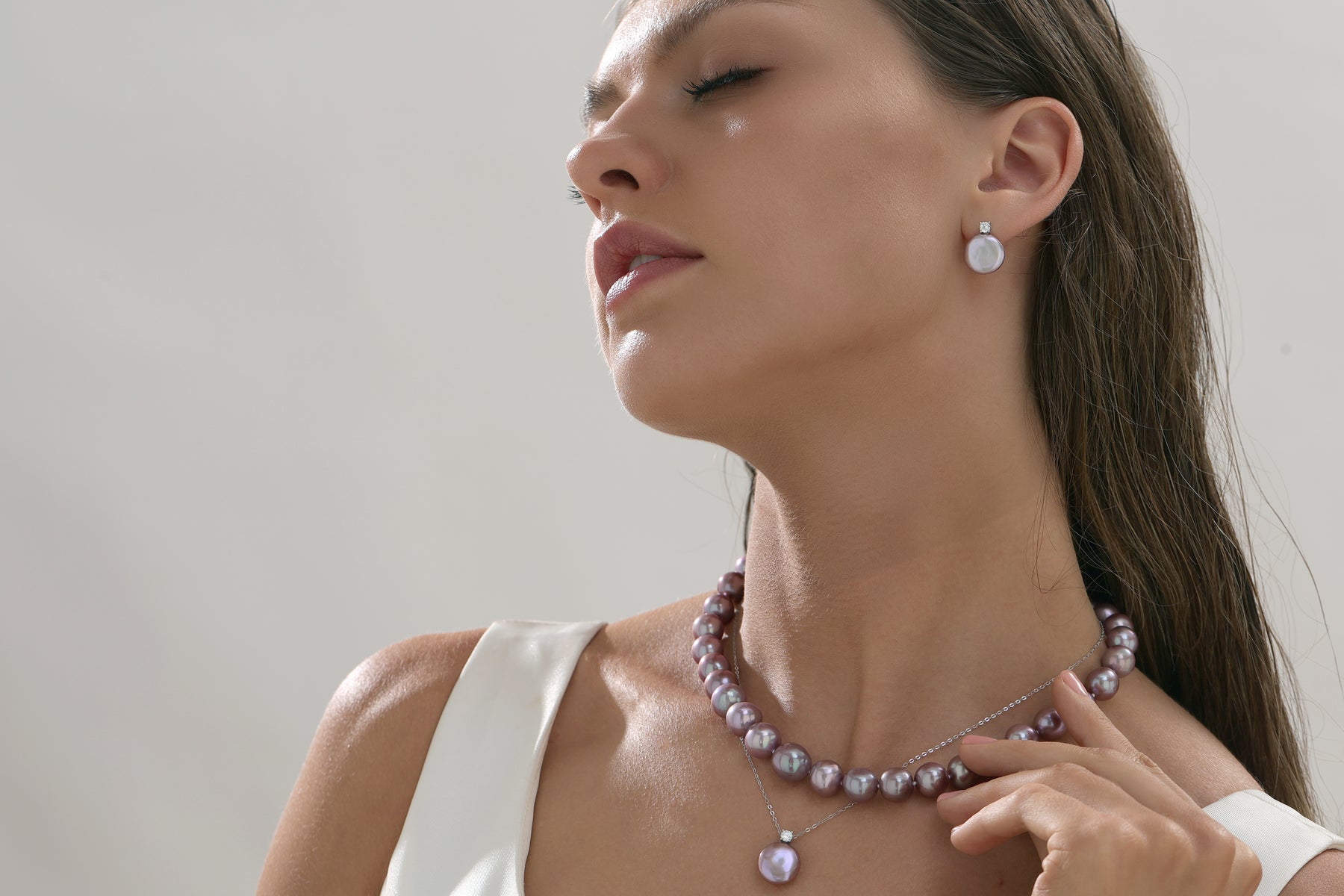 Sasha Coin Baroque Pearl Pendant Necklace - Zafari Studio Jewelry