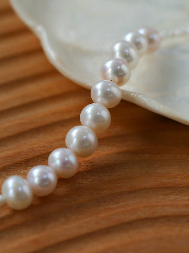 French Minimalist Pearl Necklace (Two Variants) - Zafari Studio Jewelry