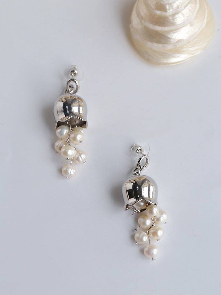 Lily of the valley pearl earrings - Zafari Studio Jewelry