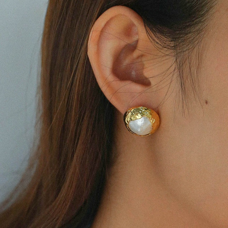 Chic Cotton Pearl Earring - Zafari Studio Jewelry