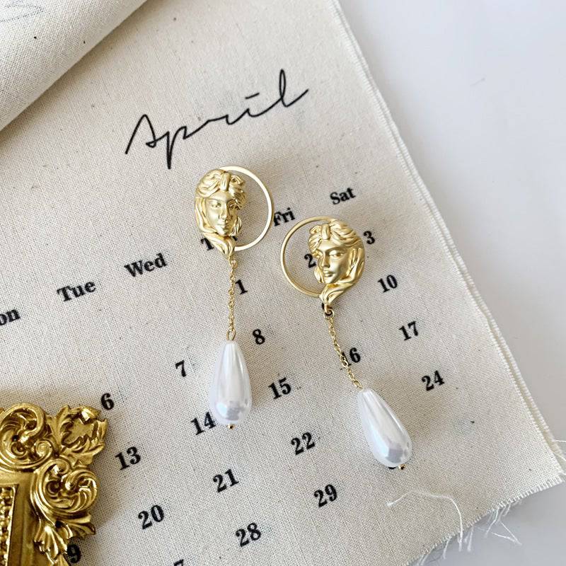 Face Coin Pearl Drop Earrings - Zafari Studio Jewelry