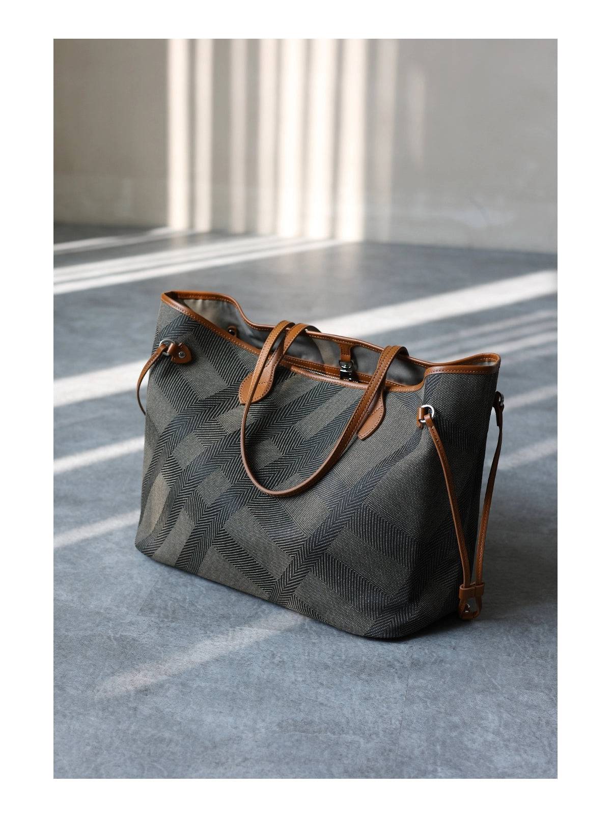 Never Full Large Tote Bag Commuter Bag - Zafari Studio Jewelry