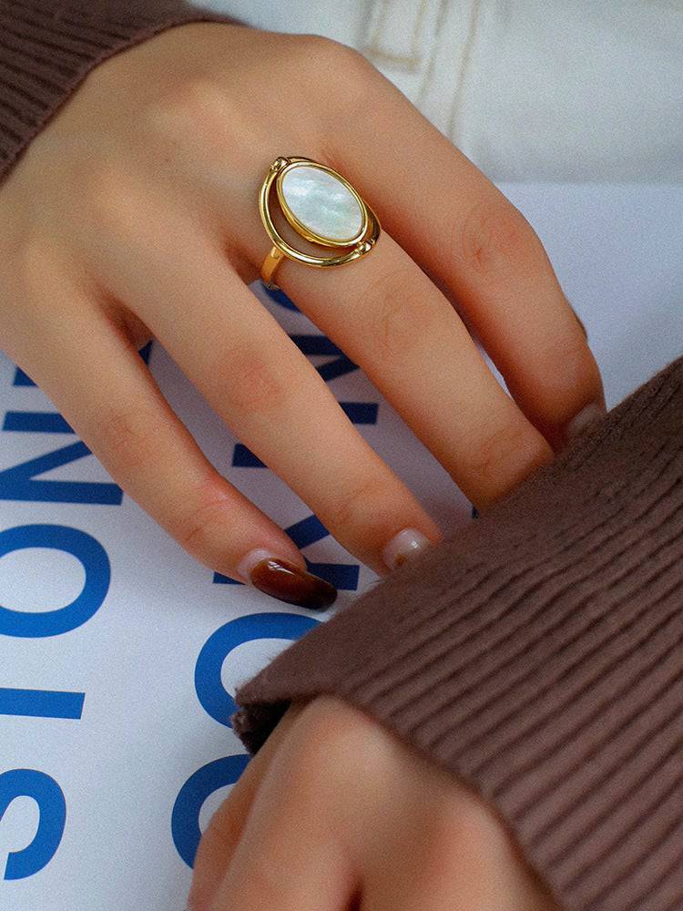 Abalone and white Mother of Pearls two sides ring - Zafari Studio Jewelry