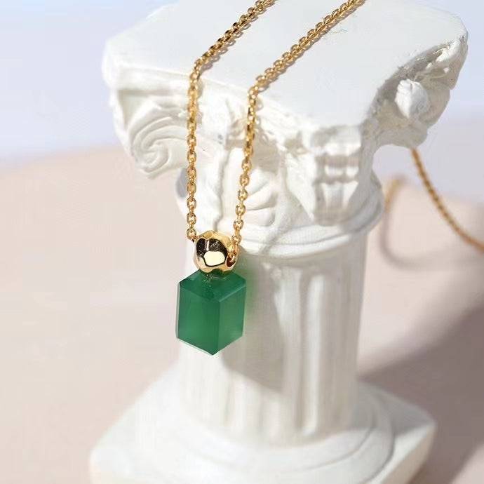 Jade and Green Agate Necklace With Agate Pendant 49 Cm Woman - Etsy