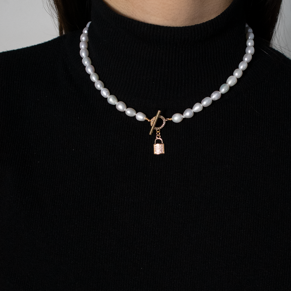 Lock Freshwater Pearls Necklace - Zafari Studio Jewelry