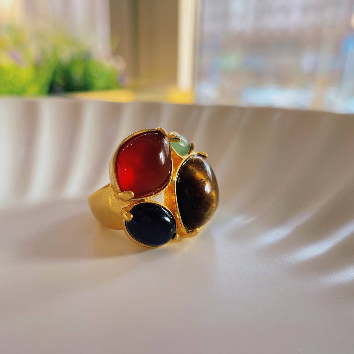 Vintage Gemstone Gold Ring - Zafari Studio Jewelry