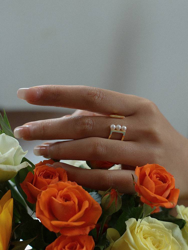 Open closure freshwater pearls Rings - Zafari Studio Jewelry