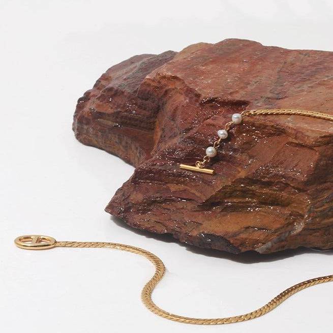 Snake Chain Pearl Gold Necklace - Zafari Studio Jewelry